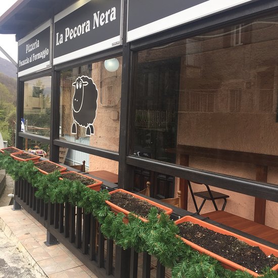 Trattoria "La Pecora Nera"